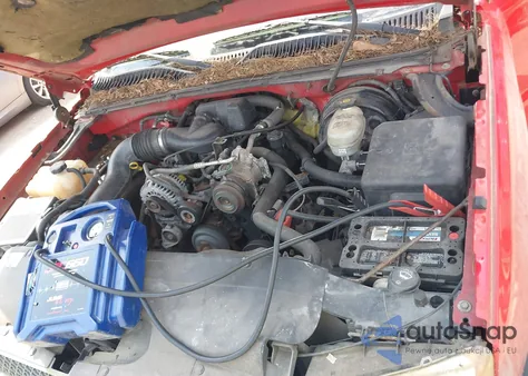 2005 Chevrolet Silverado 1500 Work Truck from USA, damaged, VIN 1GCEC14X25Z123747